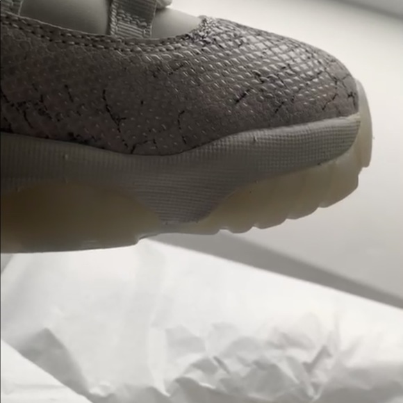 Air Jordan 11’s “SNAKESKIN” - Picture 3 of 5